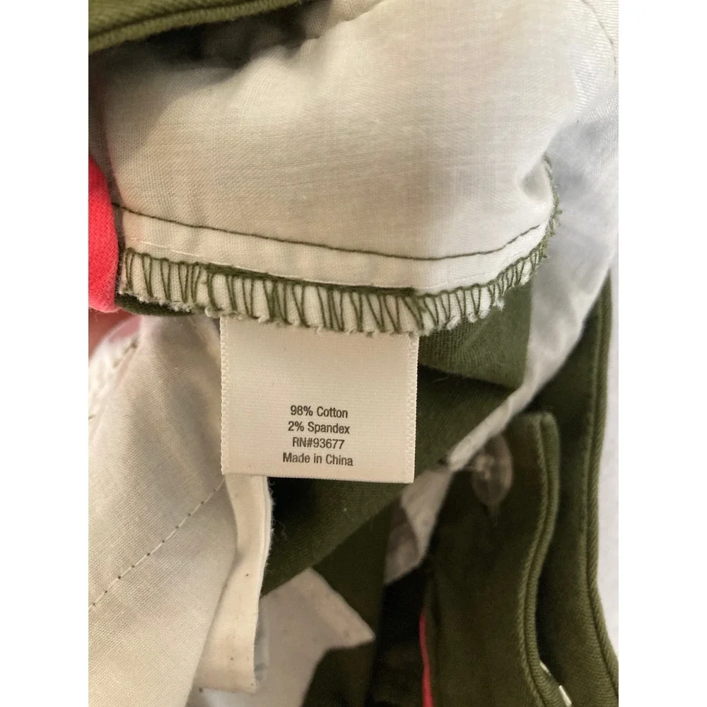 Safari Chic a.n.a Women 18 Olive Green Twill Stretch Mid Rise Chino‎ Shorts